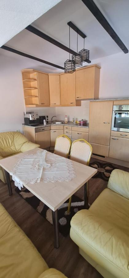 La Ovi Hotel Fagaras Bagian luar foto